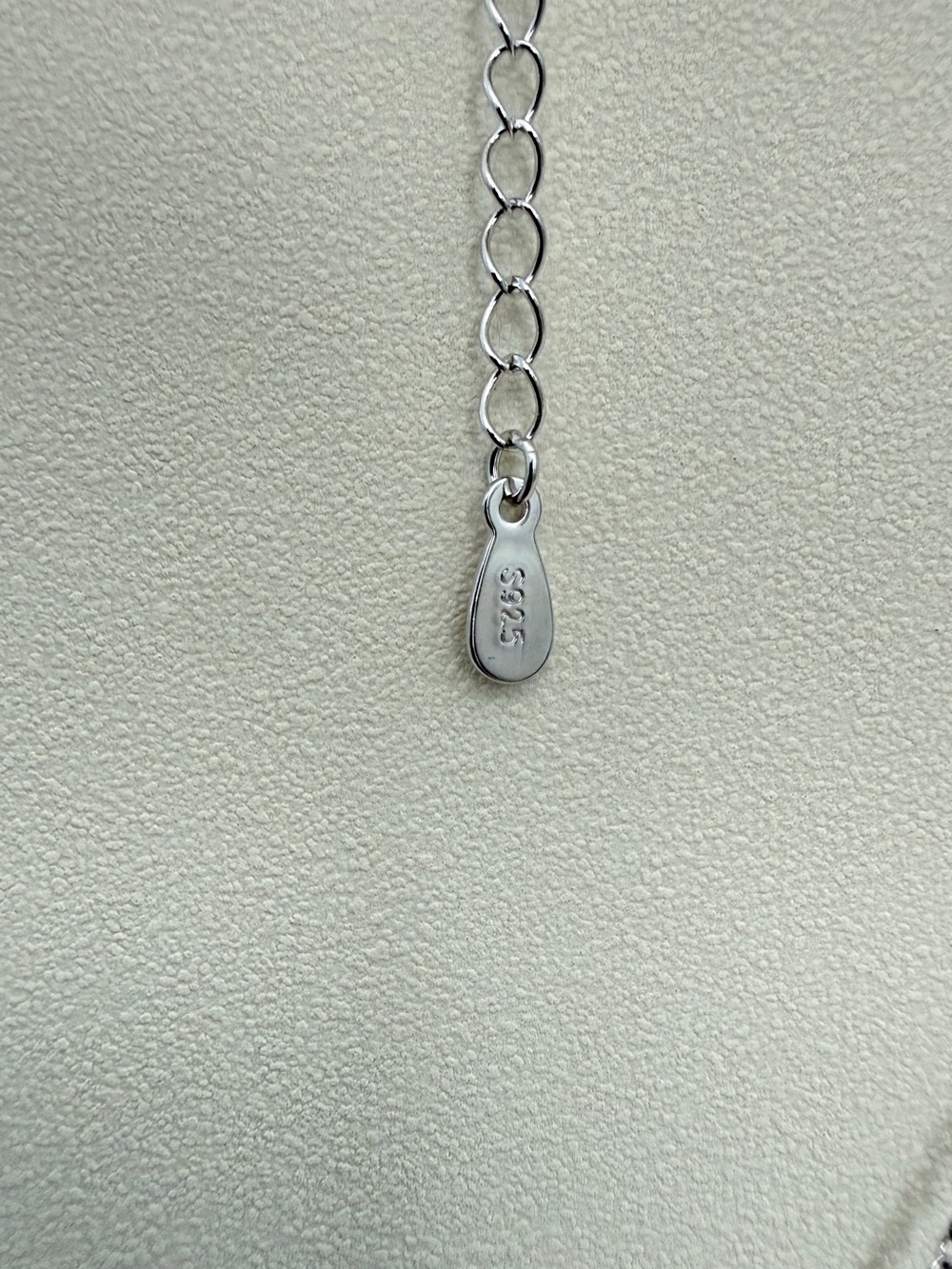 S925 2ct Teardrop Moissanite Diamond Pendant Necklace - Picture 5 of 5